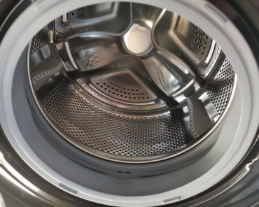 WMNB712EB inside the washing machine drum